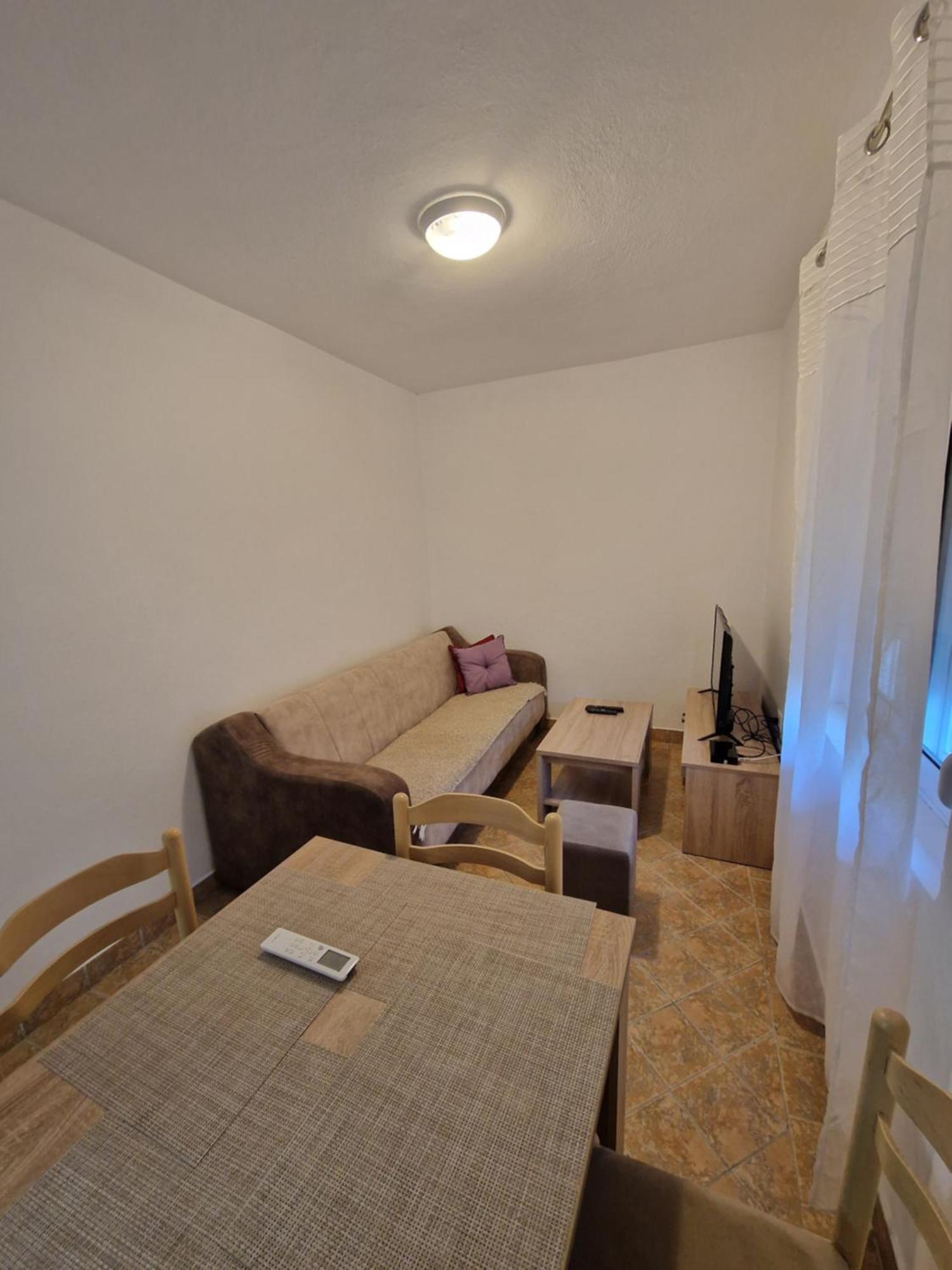 Apartments Stefan Sutomore Extérieur photo